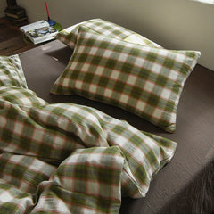Annie Plaid Bedding Set