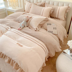 Princess-style Milk Fleece Winter Thickened Lace Bedding Set