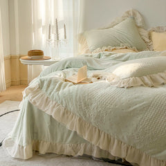 Romantic French Princess Thickened Milk Velvet Lace Edged Bedding Set