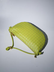 MIDGE WOVEN DRAWSTRING BAG IN GREEN