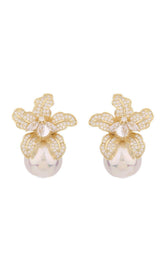 LILY GOLD PEARL EARRINGS