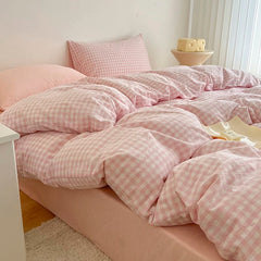 Cozy Pink Plaid Bedding Set