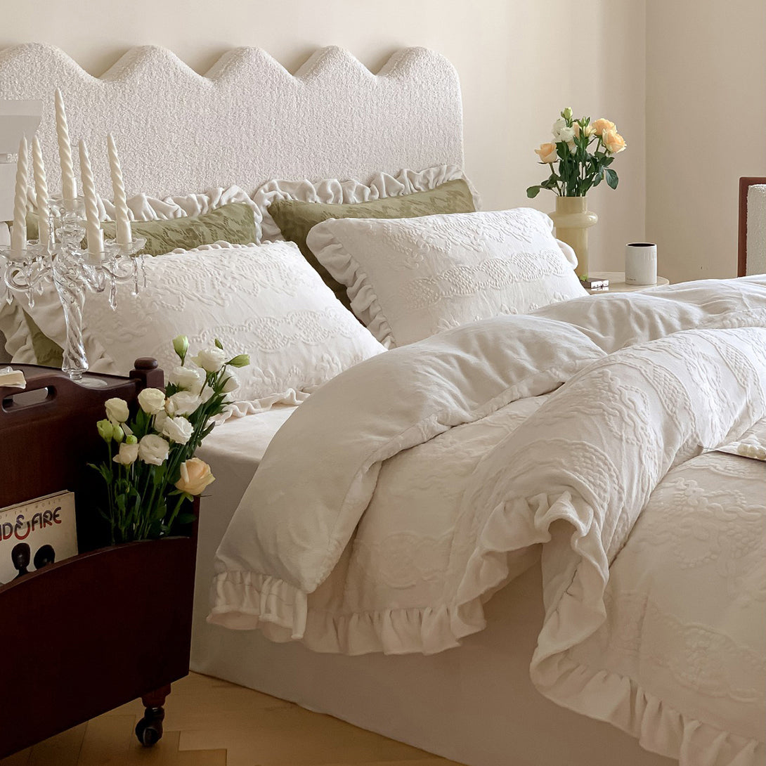 French Milk Velvet Warm Bedding Set