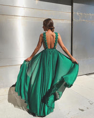 Fashion Sleeveless Green A Line Sexy Backless Prom Dresses