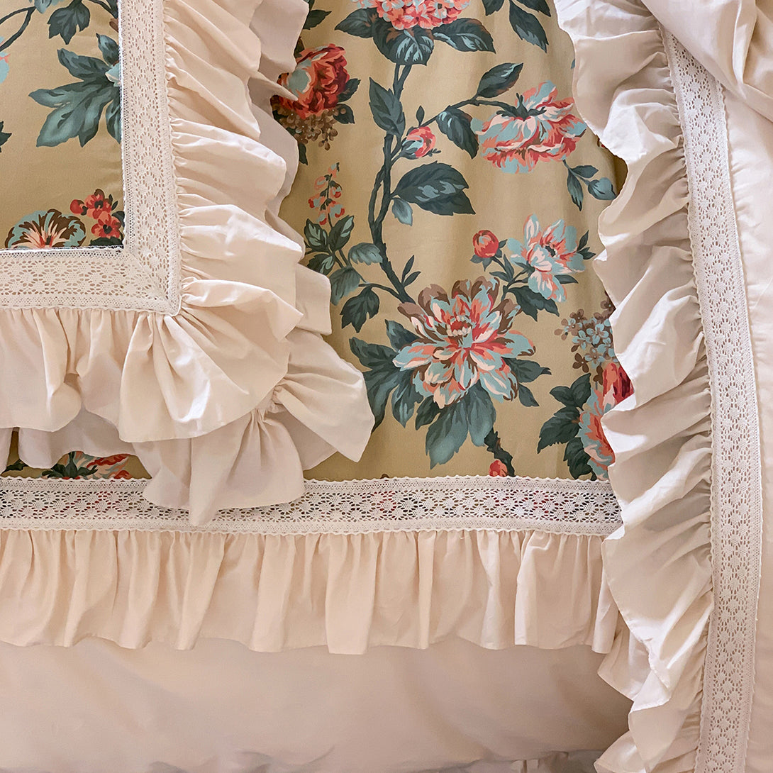 Vintage Rose Lotus Leaf Edge Bedding Set