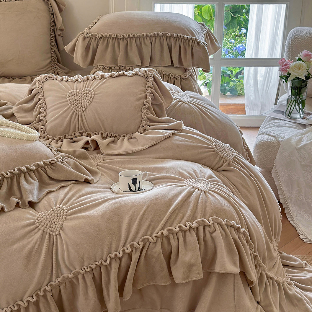 Romantic Heart-Shaped 3D Embroidery Winter Milk Velvet Duvet Cover