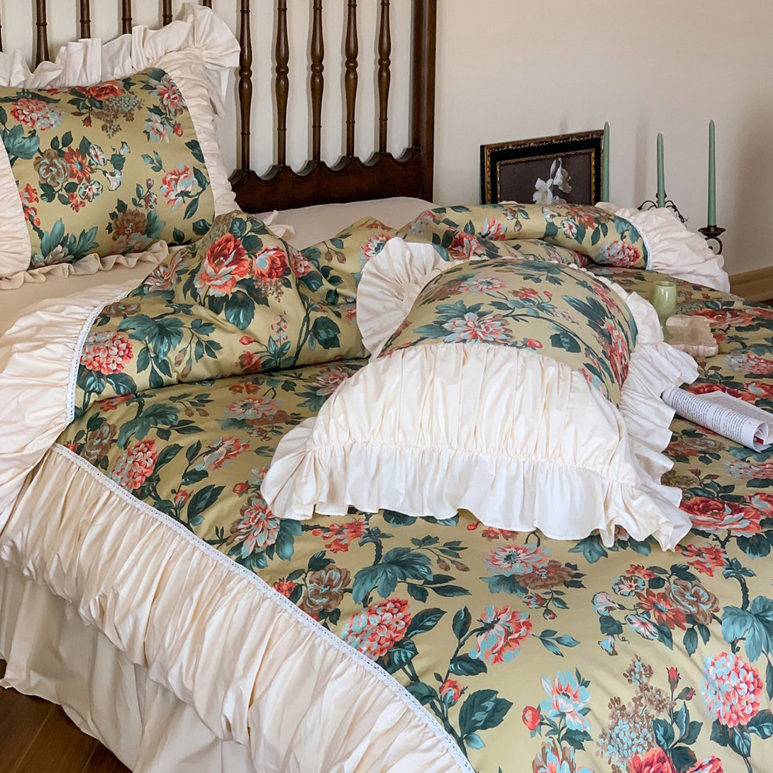 Vintage Rose Lotus Leaf Edge Bedding Set