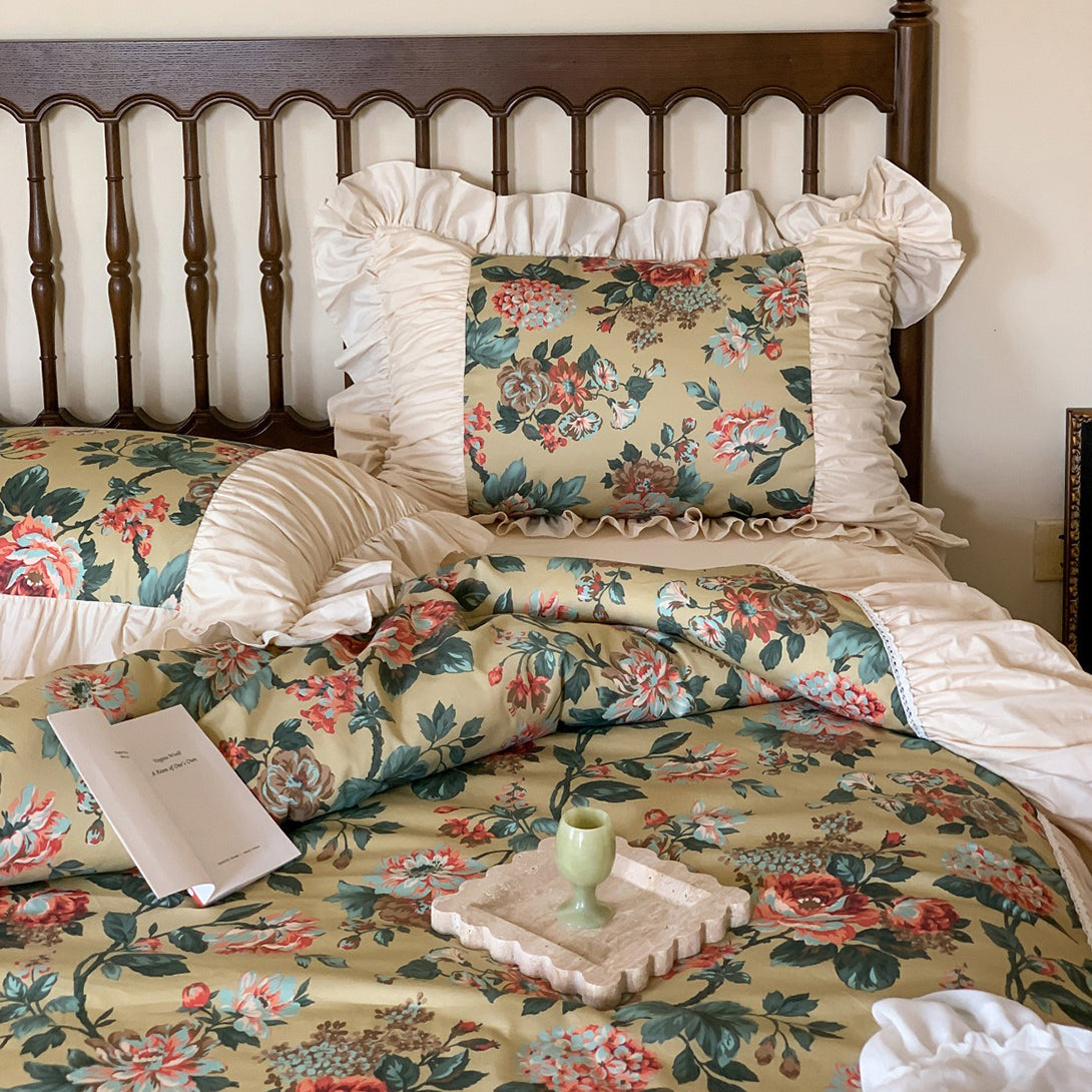 Vintage Rose Lotus Leaf Edge Bedding Set