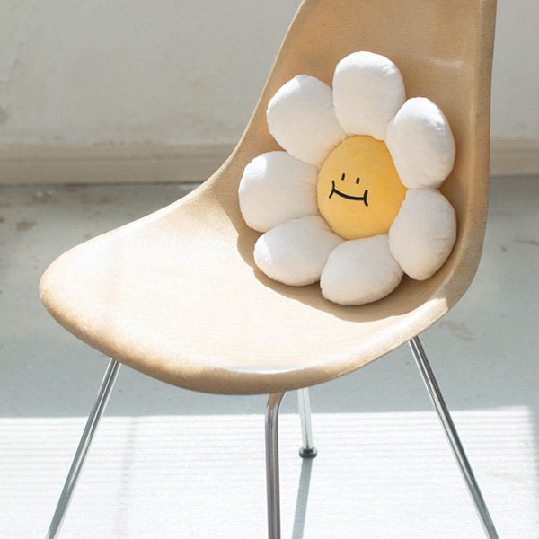 Daisy Pillow