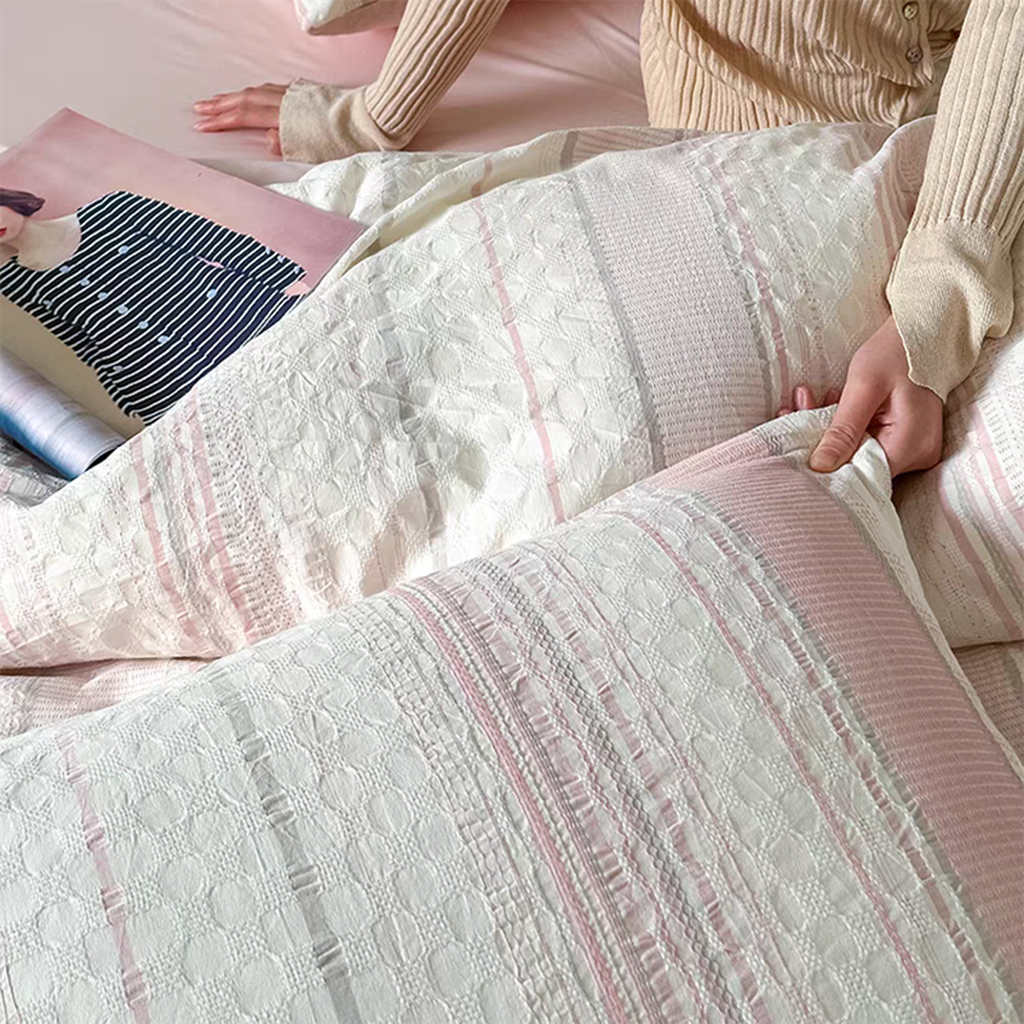 Asymmetry Jacquard Duvet Cover - Pink