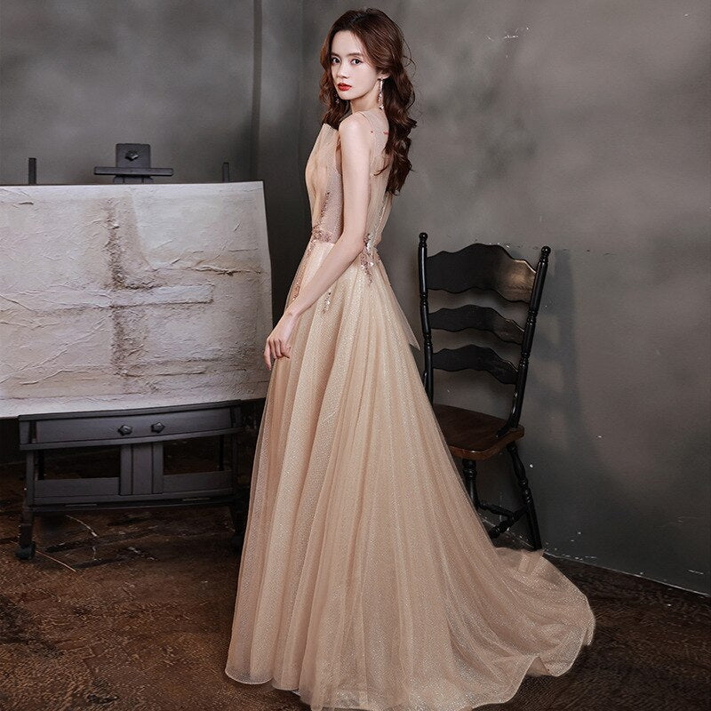 V-Neck Sleeveless Elegant Party Train Dress