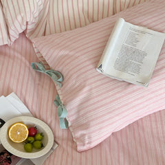 Contrast Stripe Bedding Set