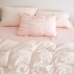Cute Ditsy Floral Bedding Set