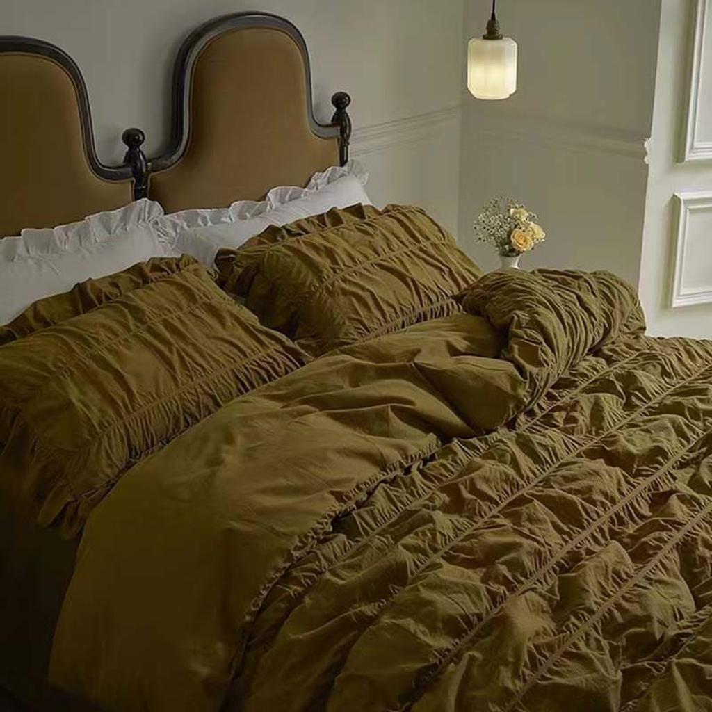 Dark Academia Royal Duvet Cover - Tan