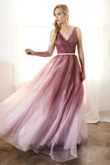 Deep V-neck Shiny Tulle Cocktail Dresses