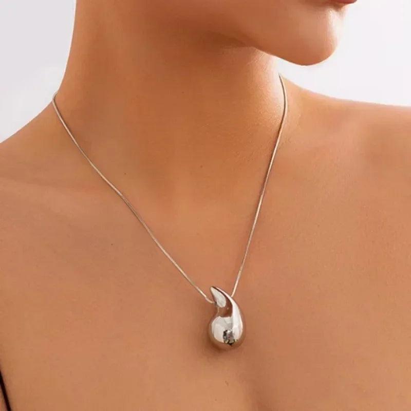Snake Chain Pendant Choker Necklace Vintage Glossy Tear Aesthetic Jewelry Set Earring