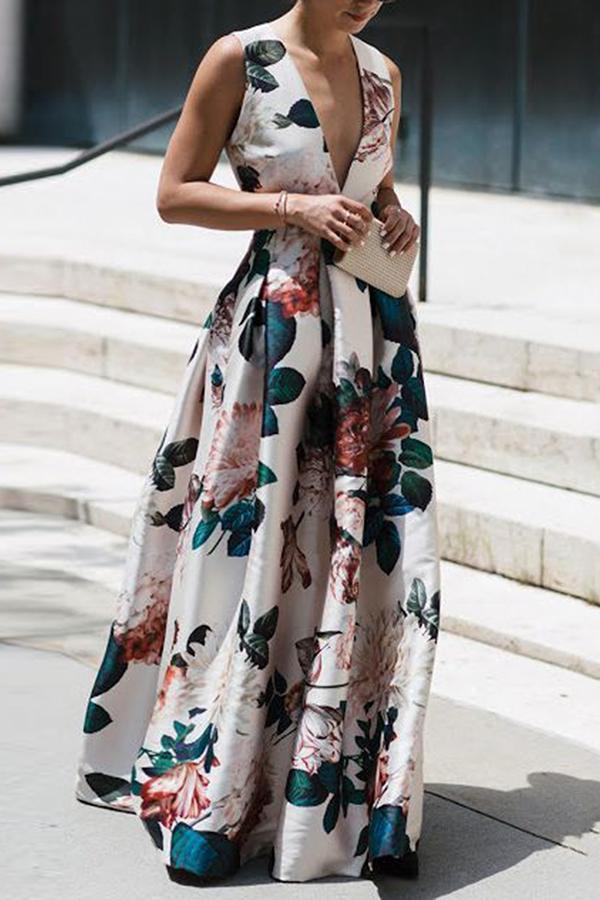 Summer Trendy Sleeveless Deep V Neck Full Length Prom Dresses