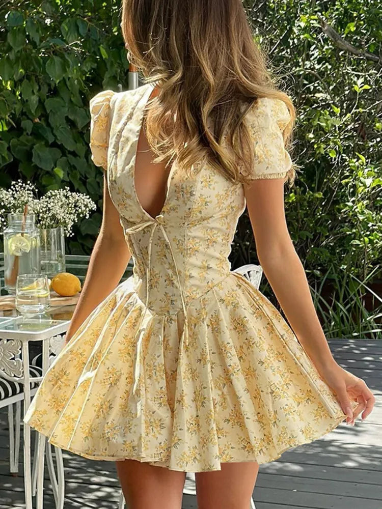 V Neck Lace-up Short Sleeve A-line Pleated Floral Dress