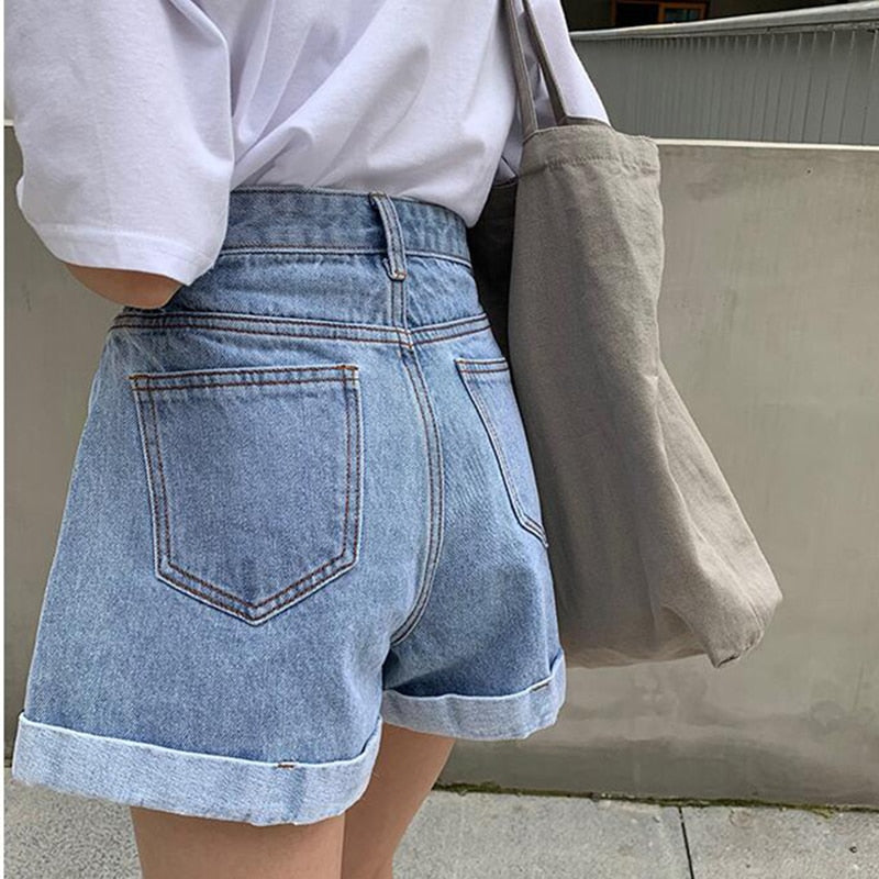 Casual Loose Ladies Fashion Elastic Waist Wide Leg Shorts