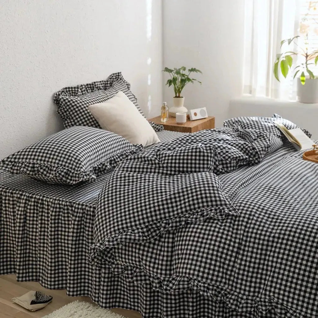 Rustic Gingham Duvet Cover with Ruffle