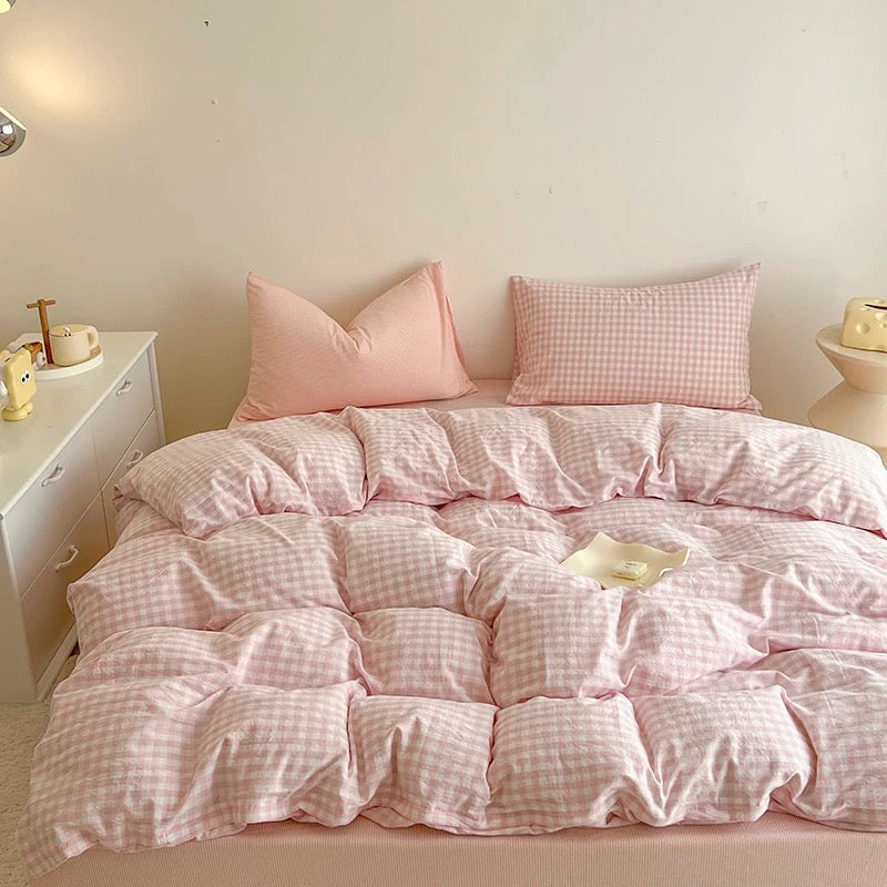 Cozy Pink Plaid Bedding Set