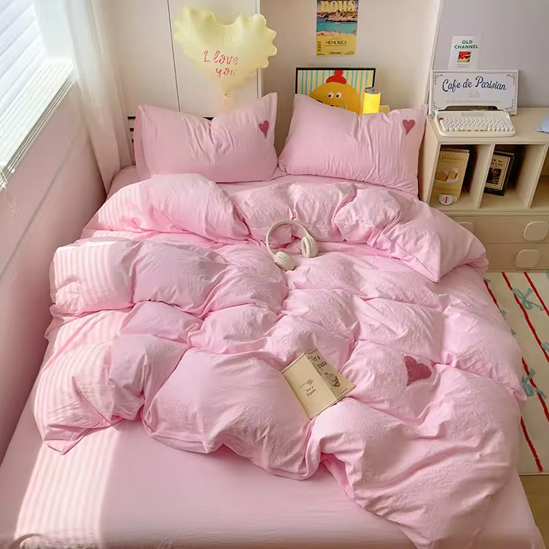 Beige Heart Bedding Set