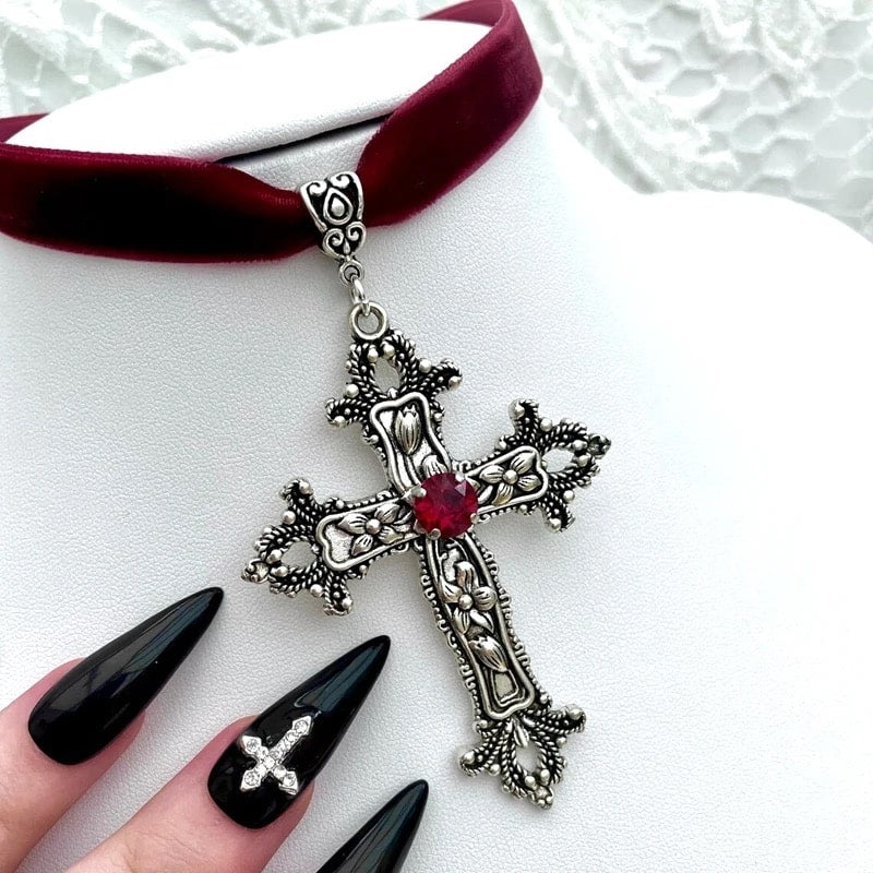 Velvet Grunge Choker