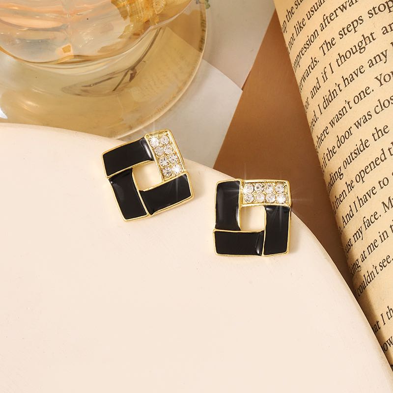 Giftearring