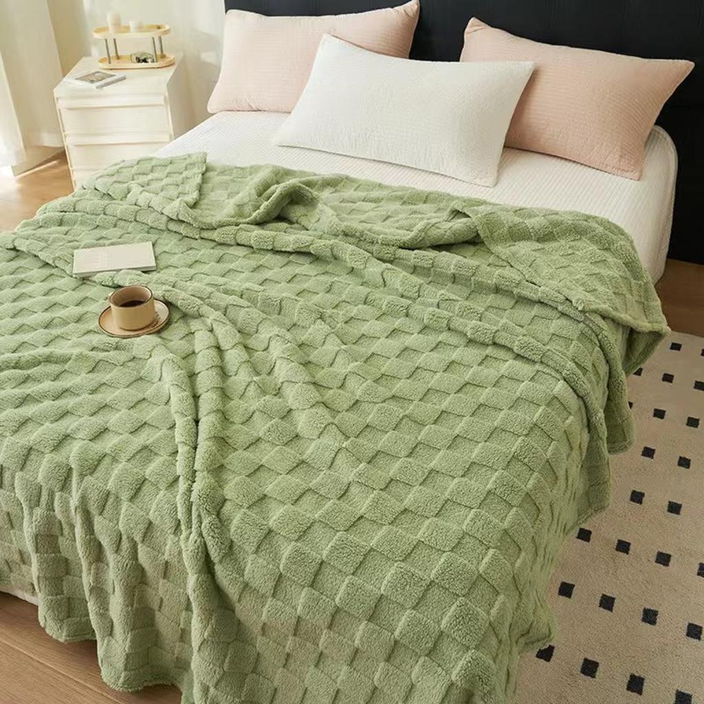 Cozy Plaid Fleece Blanket - Green