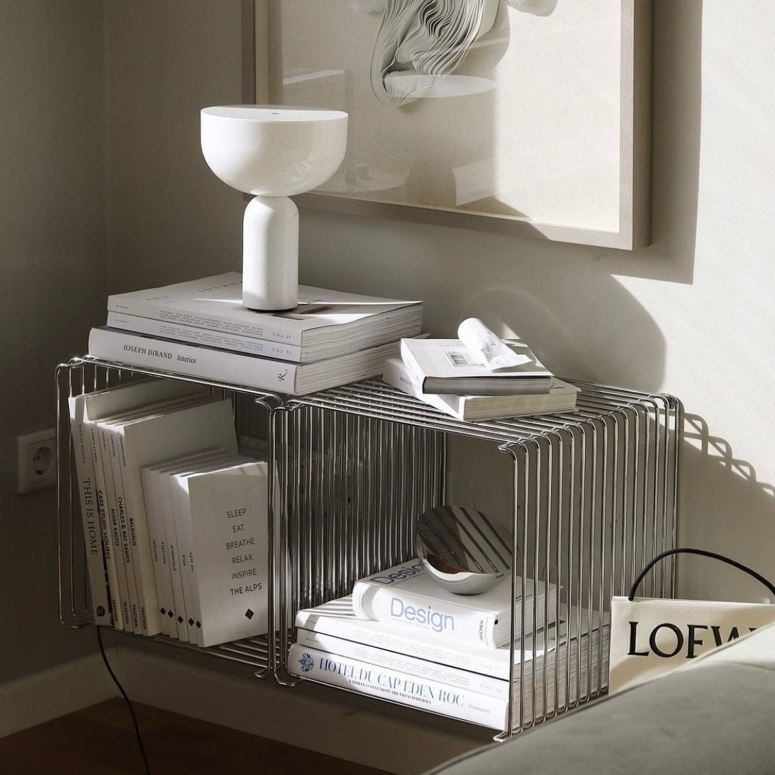 Modern Minimalist Metal Floating Shelf