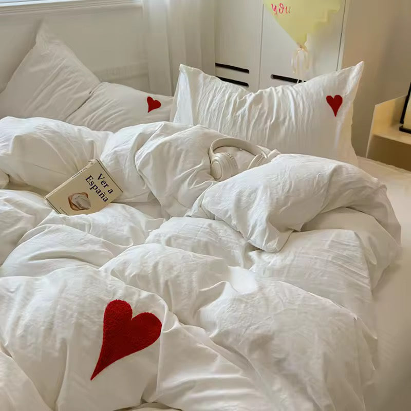White Heart Coquette Bedding Set