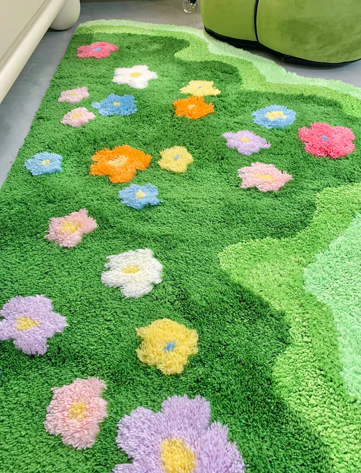 Green Floral Bedroom Rug