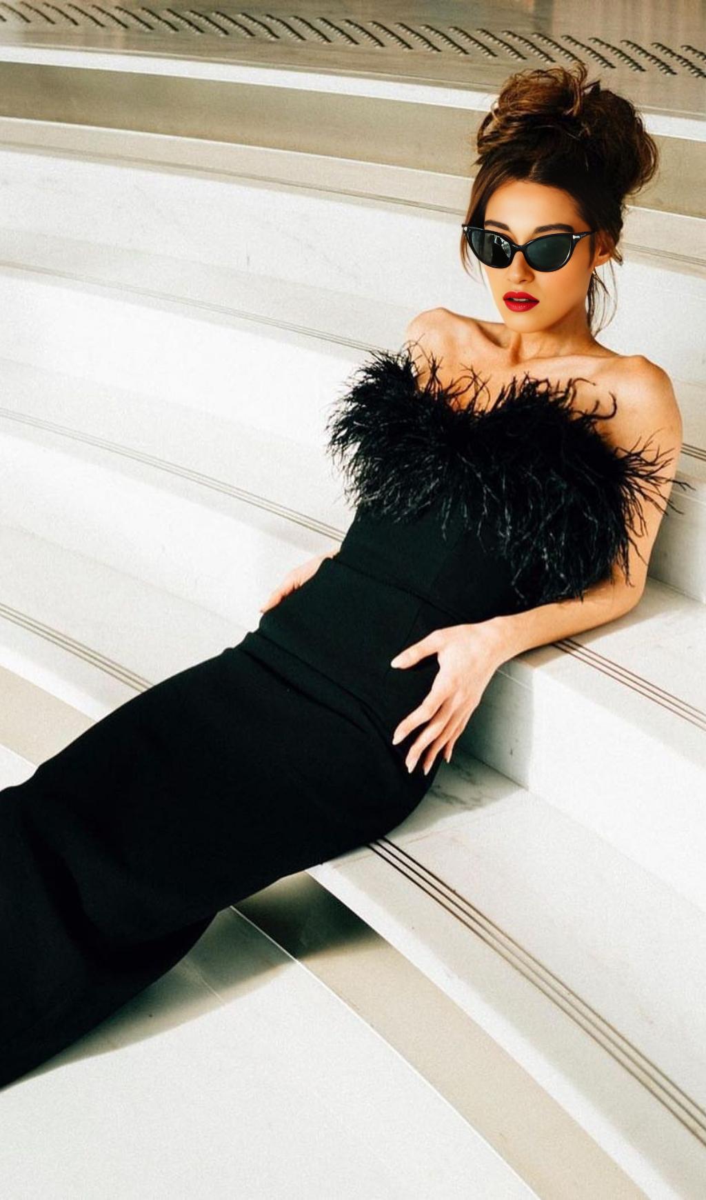 FEATHER BODYCON MAXI DRESS IN BLACK