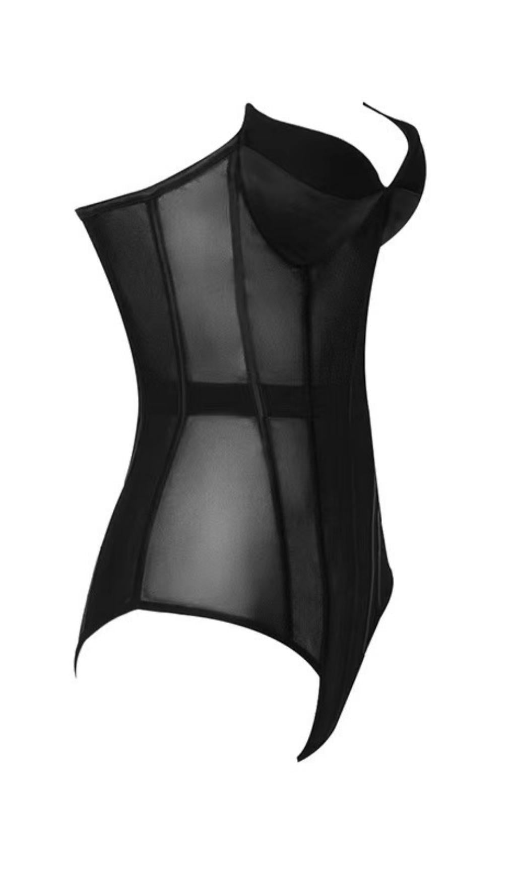 STRAPLESS FISHBONE TOPS IN BLACK