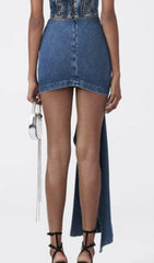 MOICU FLOWER ASYMMETRIC HEM DENIM SKIRT