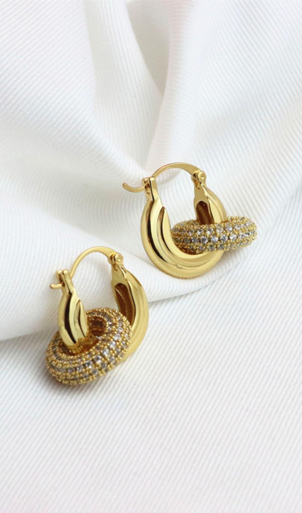 18K GOLD CRYSTAL HOOP EARRINGS