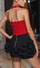 HALTERNECK FLOWER TOP IN RED