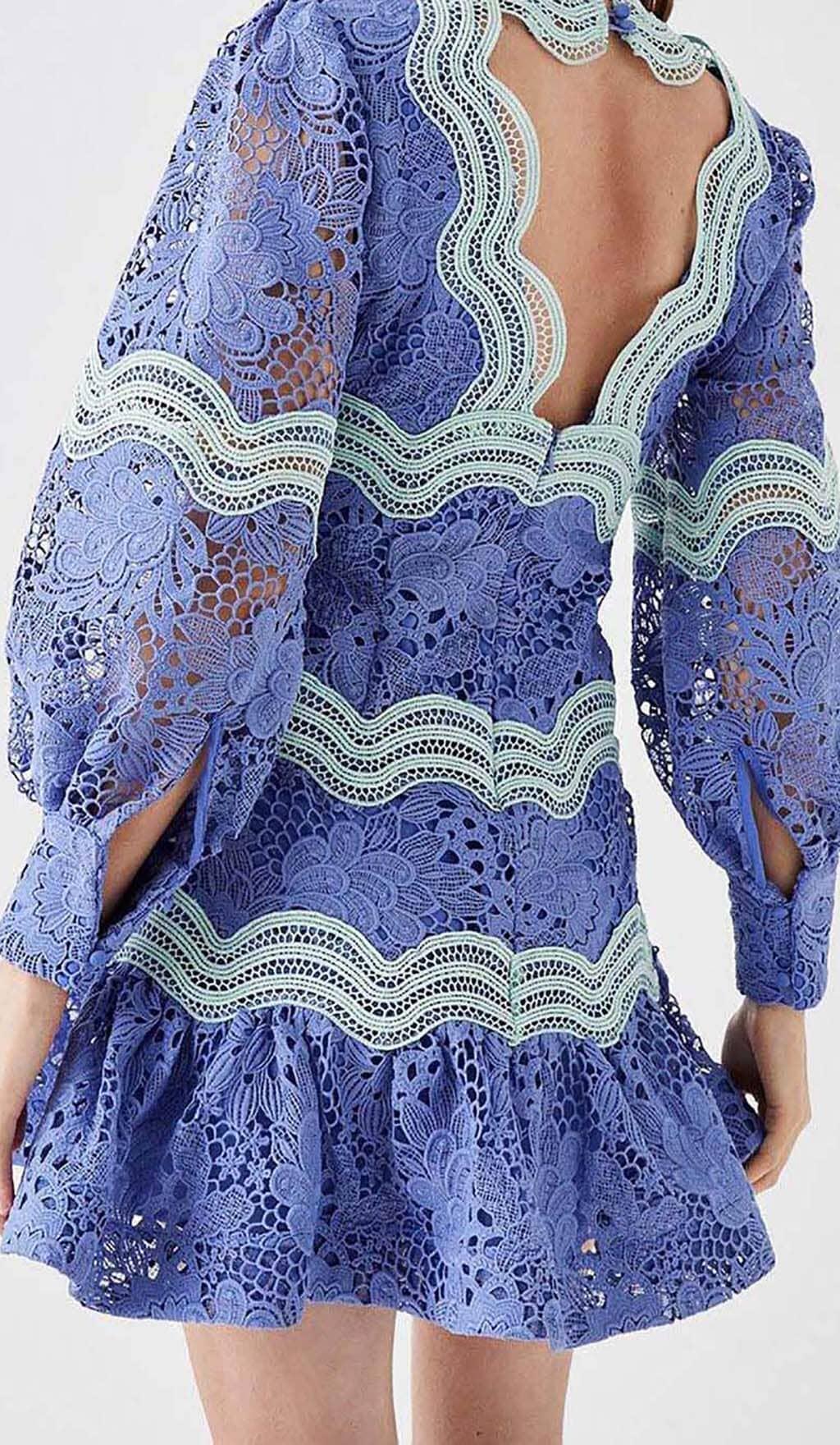 LACE SLEEVE TRIM DETAIL MINI DRESS IN BLUE