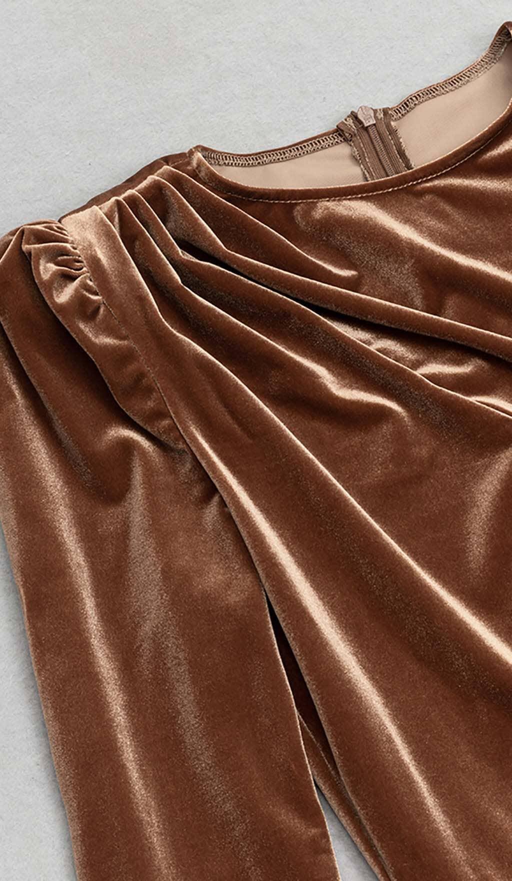 LONG SLEEVE VELVET MIDI DRESS IN BROWN