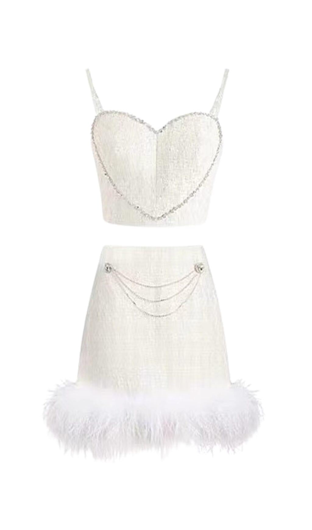 CHANEL'S STYLE WITH FEATHER SHORT SKIRT SUIT IN WHITE