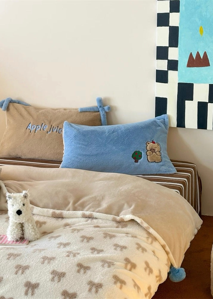 Beige Bow Velvet Bedding Set