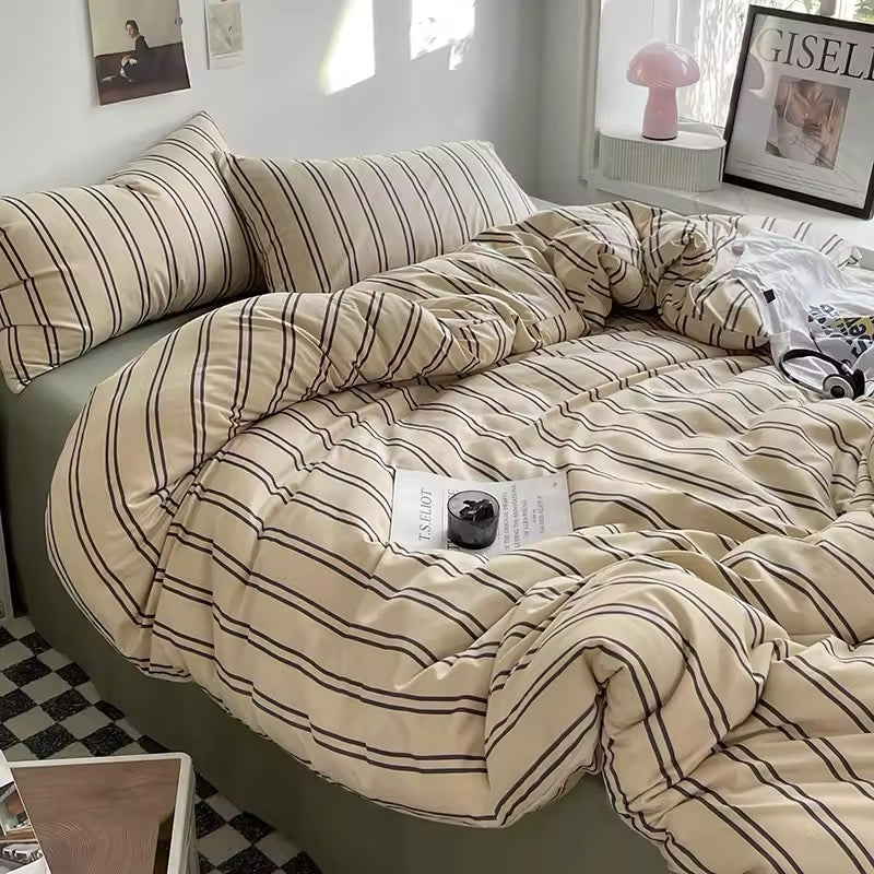 Retro Striped Bedding Set