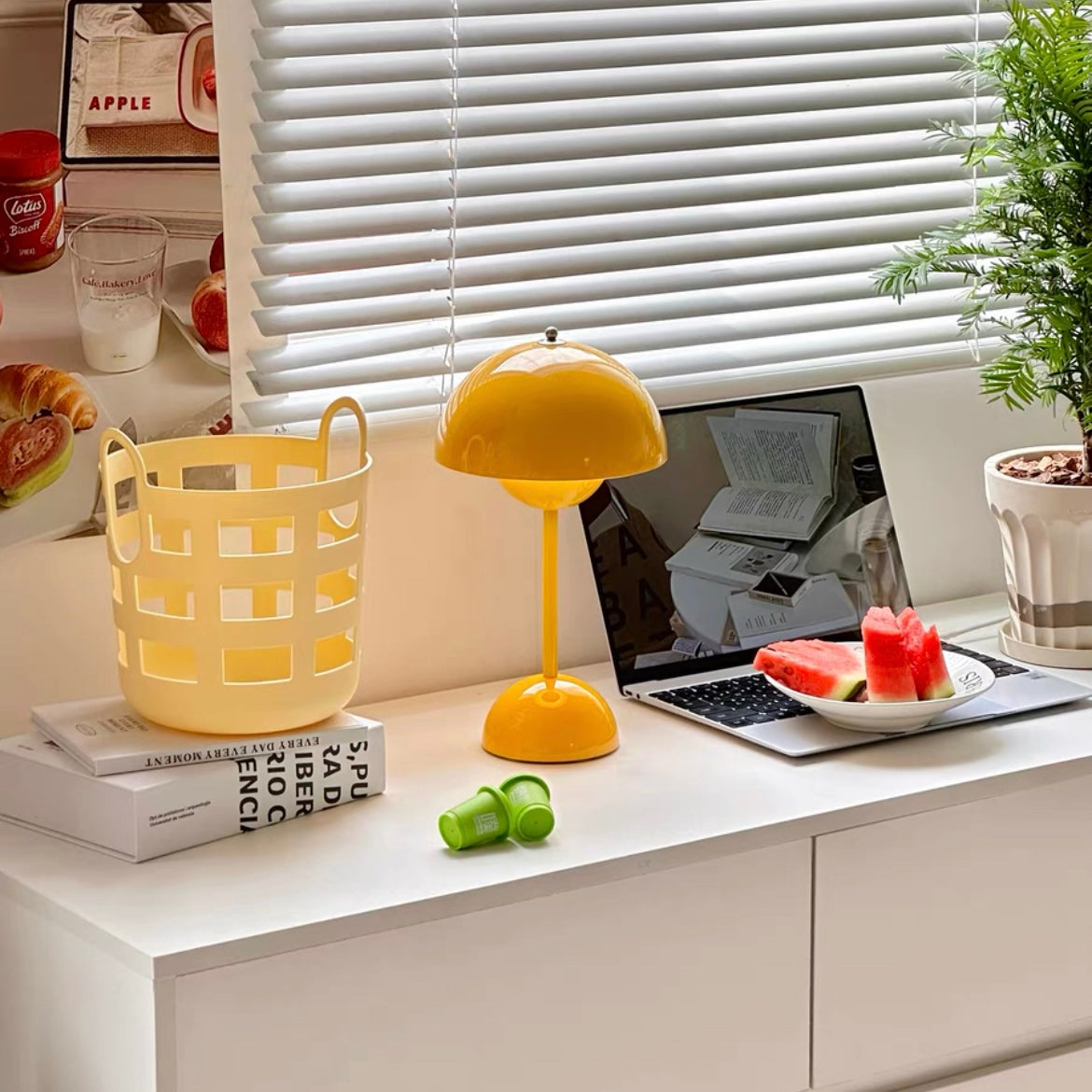Preppy Mushroom Table Lamp