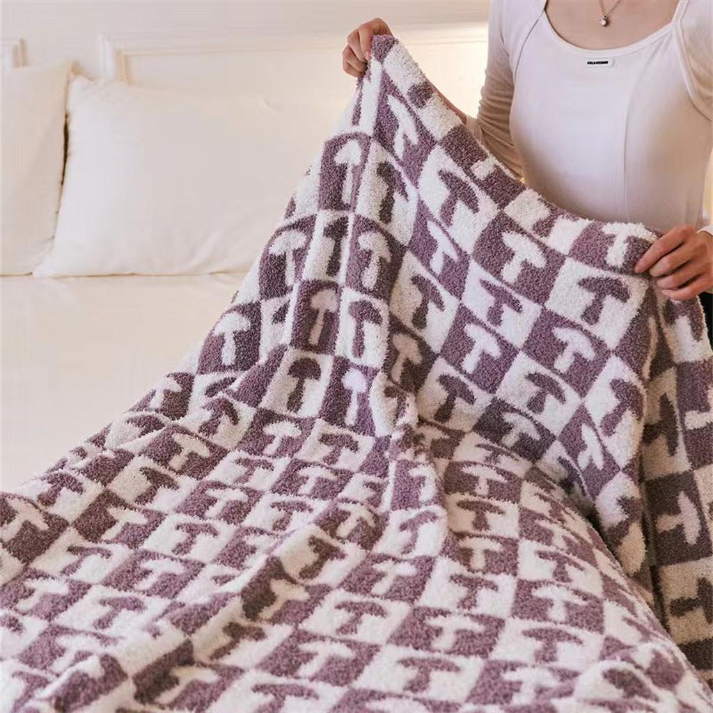 Mushroom Throw Blanket (Dull Red)