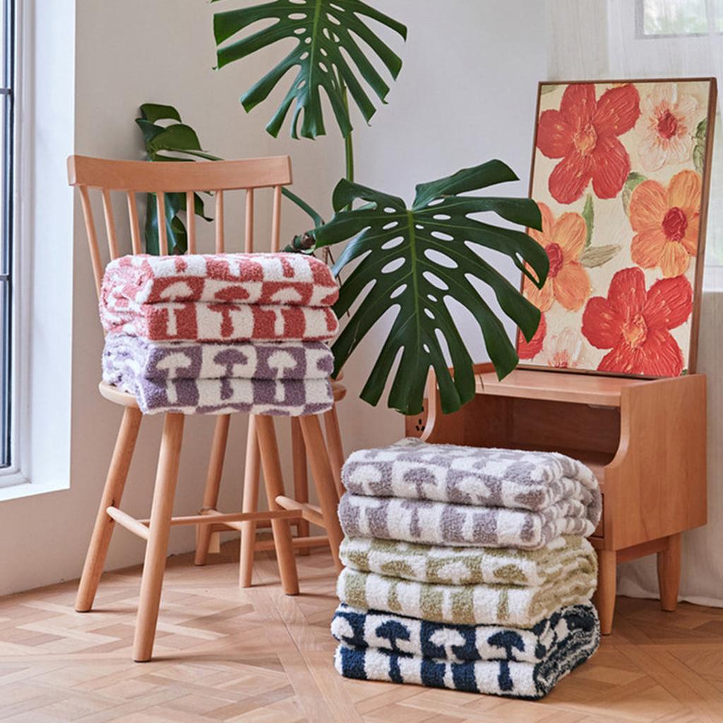 Mushroom Throw Blanket (Dull Red)