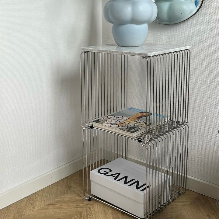 Modern Minimalist Metal Floating Shelf