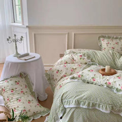 Pastoral Floral Lace Duvet Cover