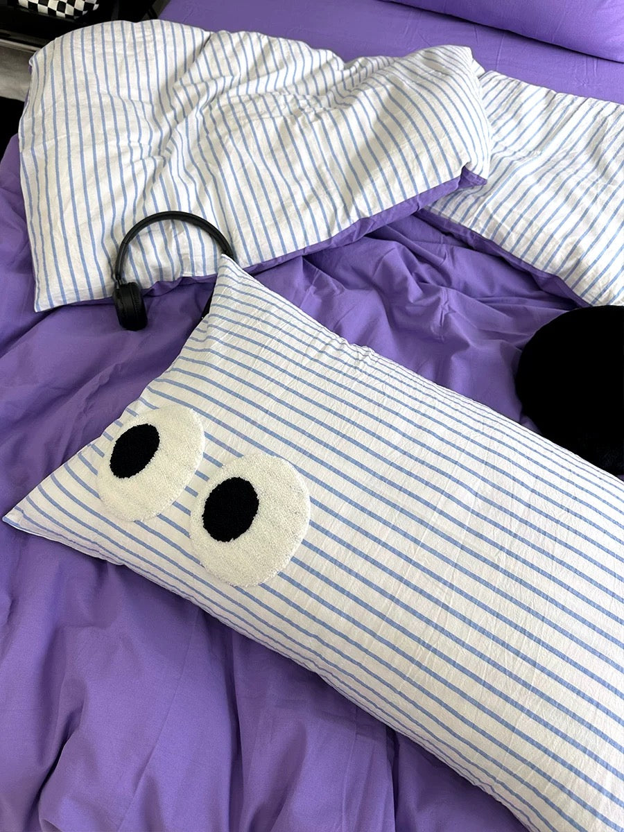 Big Eyes Bedding Set
