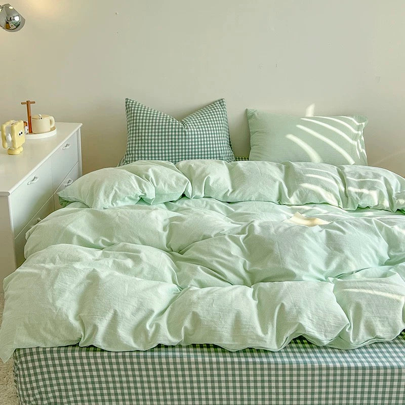 Cozy Pink Plaid Bedding Set