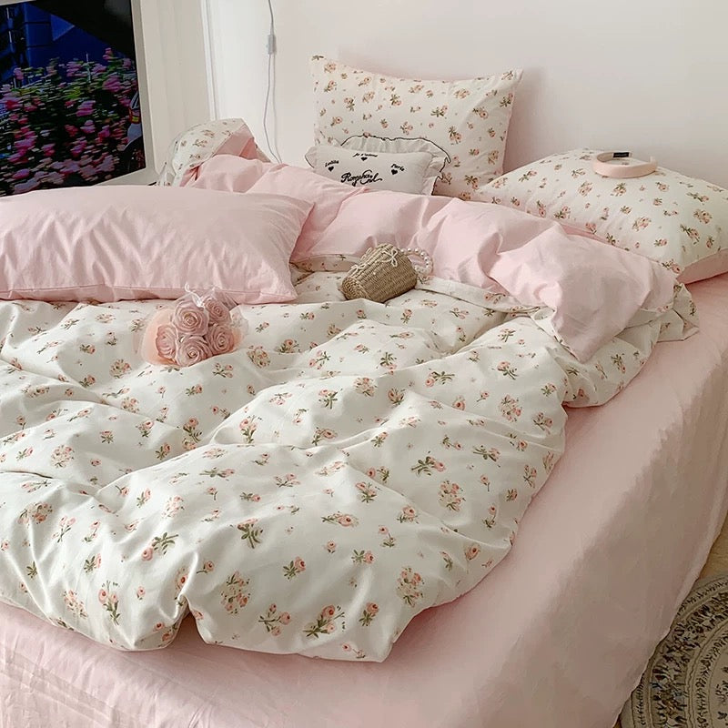 Coquette Floral Bedding Set